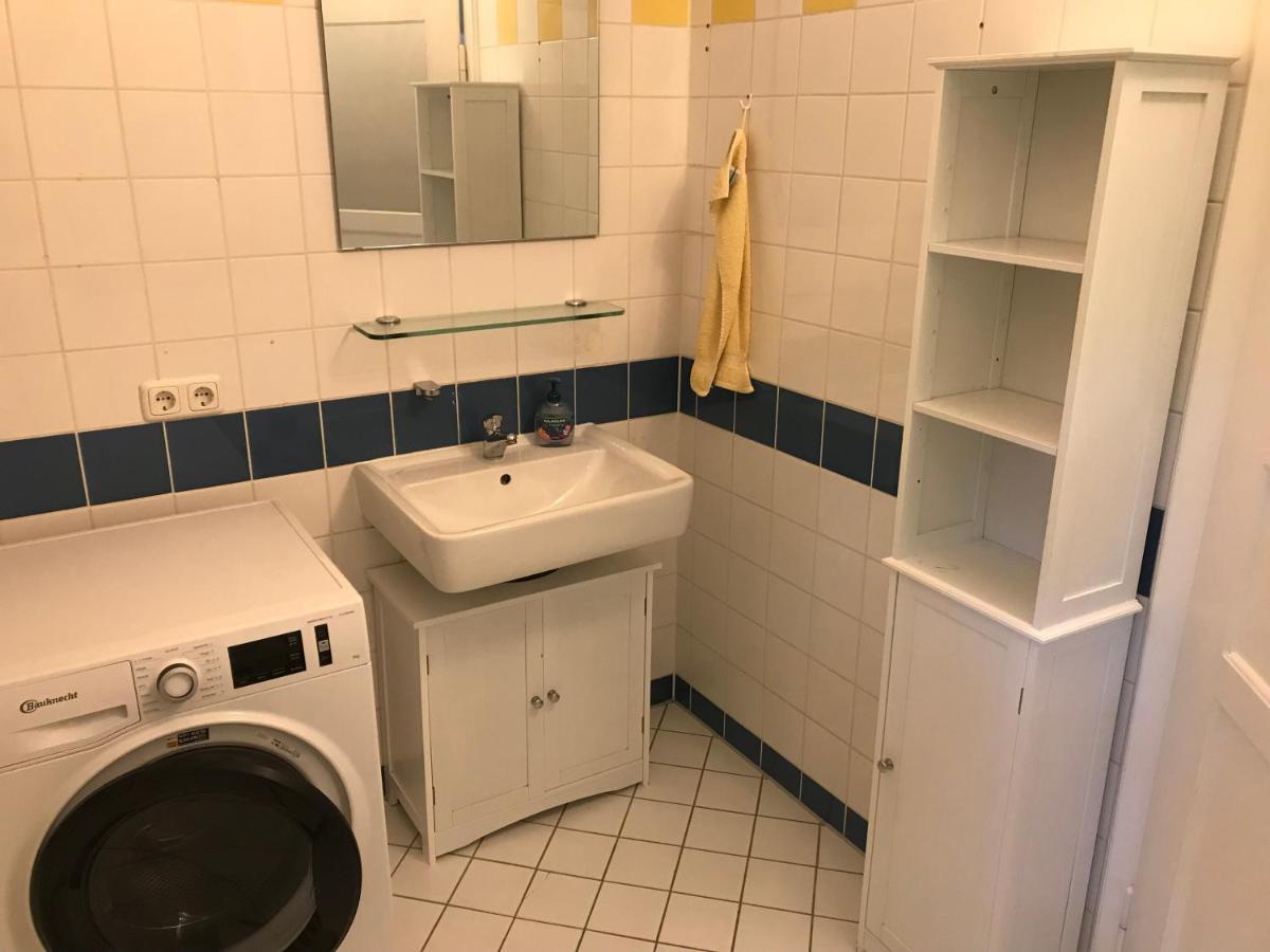 Charmante Altbau-Dg-Wohnung Monaco di Baviera Esterno foto