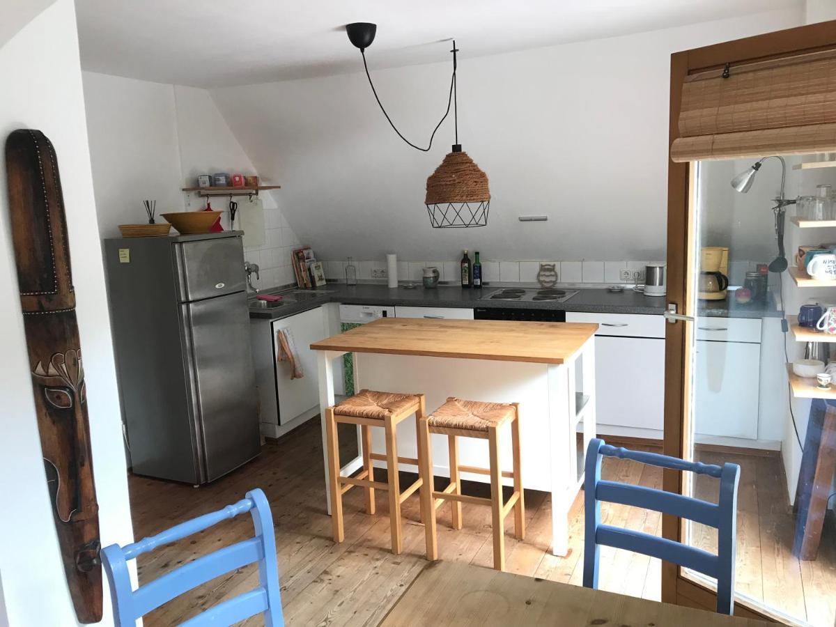 Charmante Altbau-Dg-Wohnung Monaco di Baviera Esterno foto